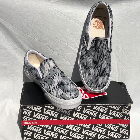vans classic della batik